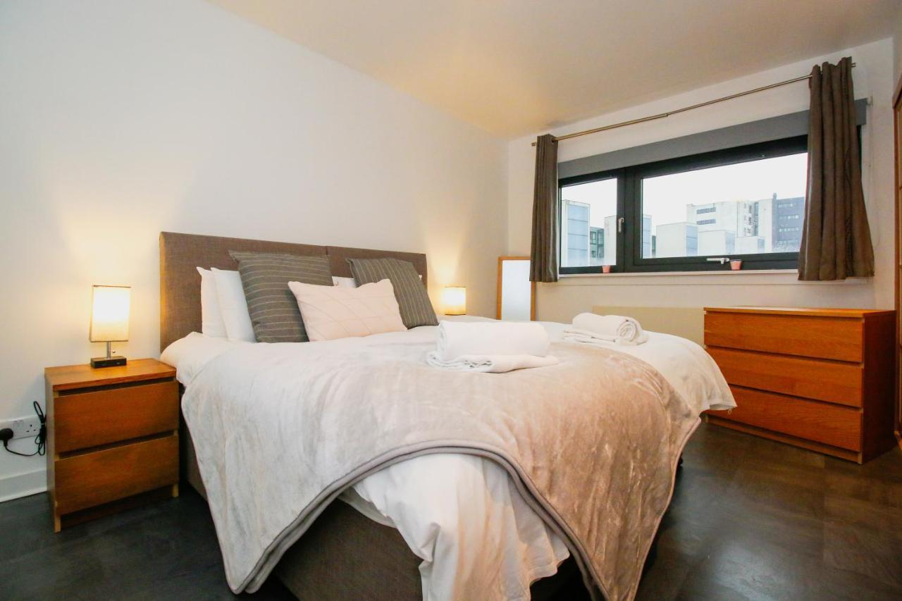 Hydro Apartments Glasgow Esterno foto