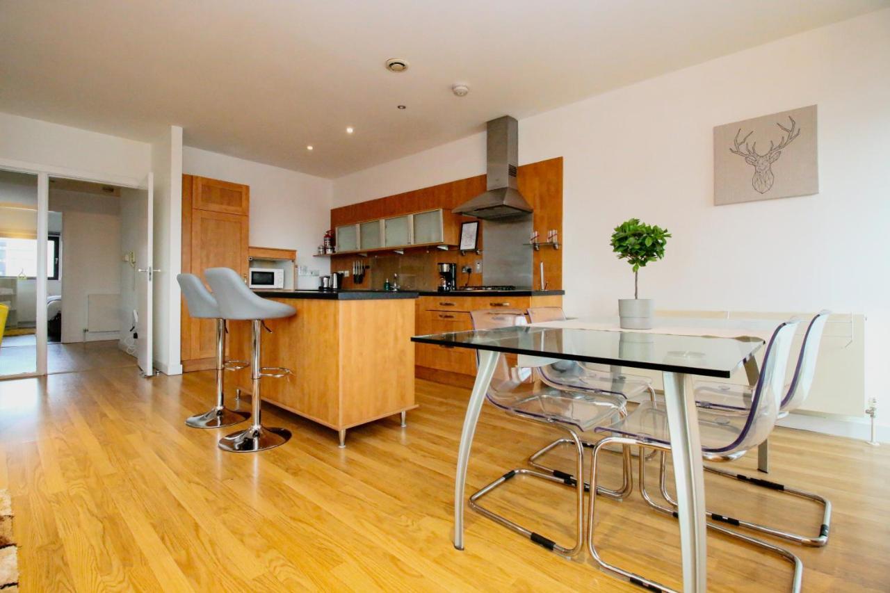 Hydro Apartments Glasgow Esterno foto